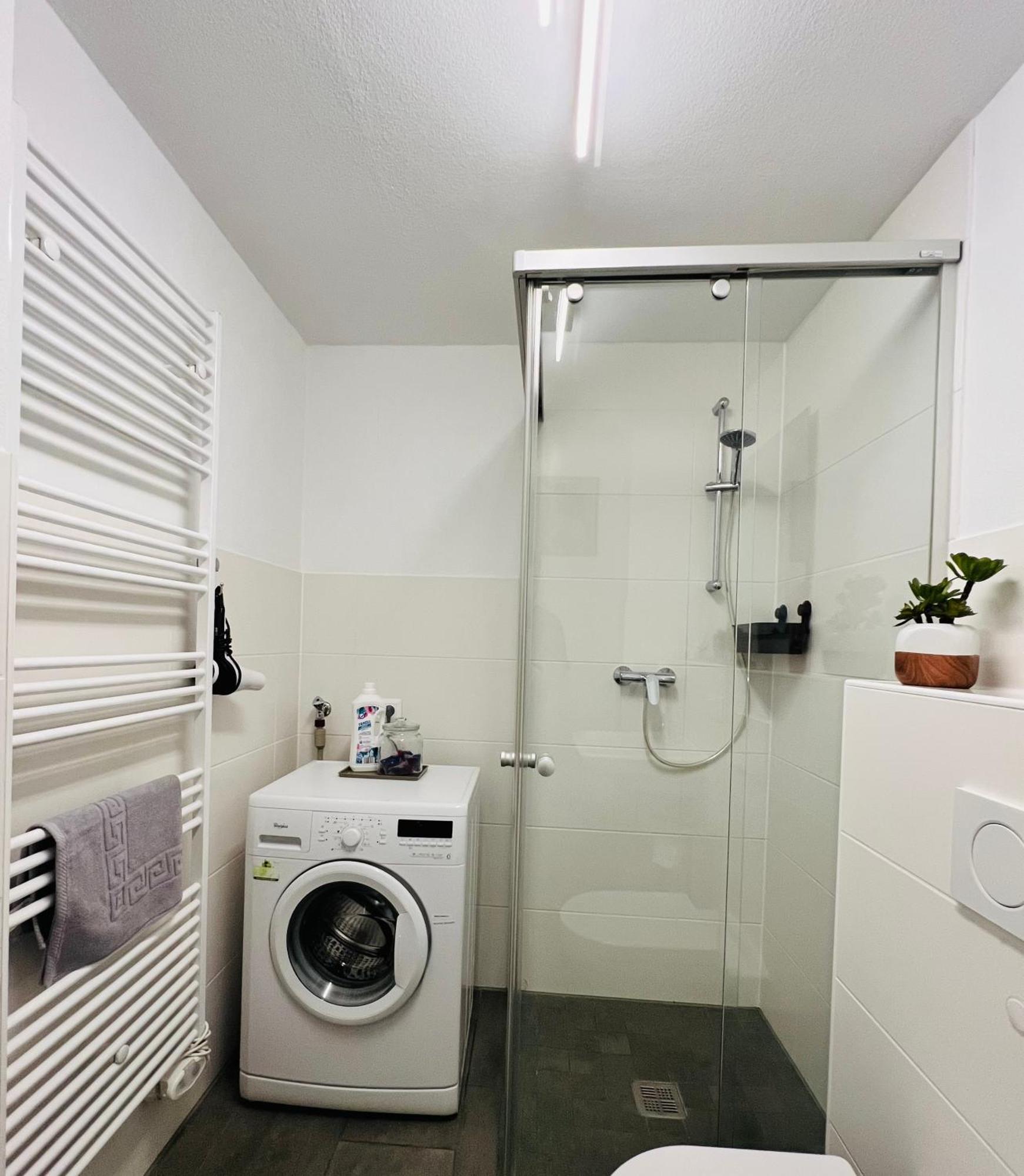 Stylish Apartment Naehe Hbf-Tiefgarage-Lift ฮันโนเวอร์ ภายนอก รูปภาพ